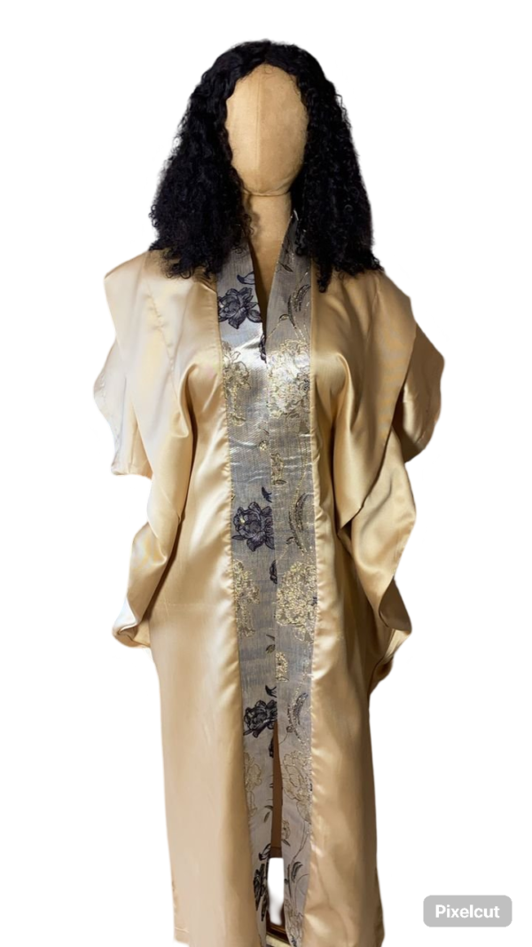 Kaftan Bubu With Pleated Shoulder and Tight Waist (Beige)