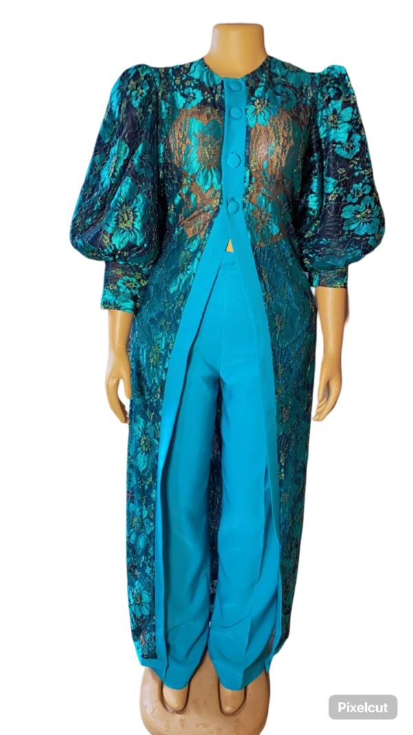 African Women in Lace Kimono Jacket and Pants (Green)